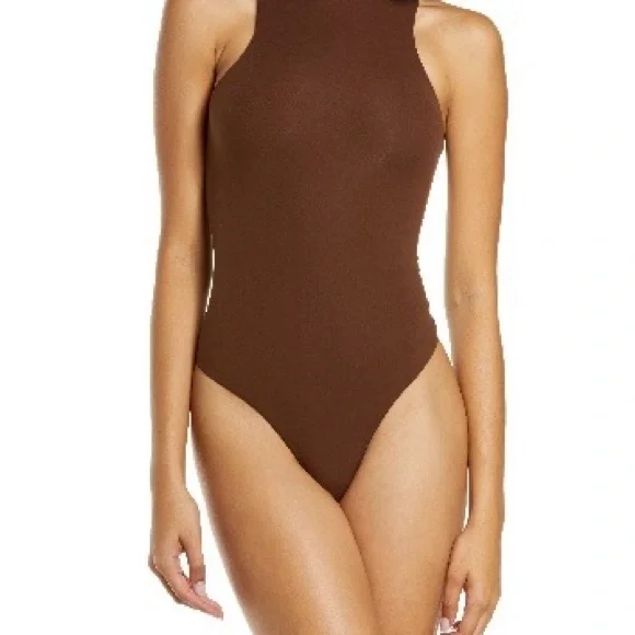 SKIMS Fits Everybody High Neck Bodysuit in Cocoa - Picture 1 of 6